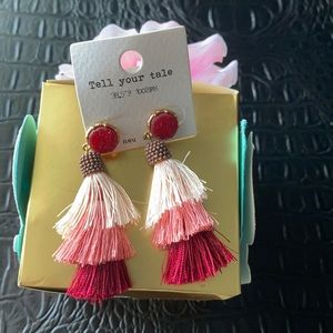 Multi color hang earrings